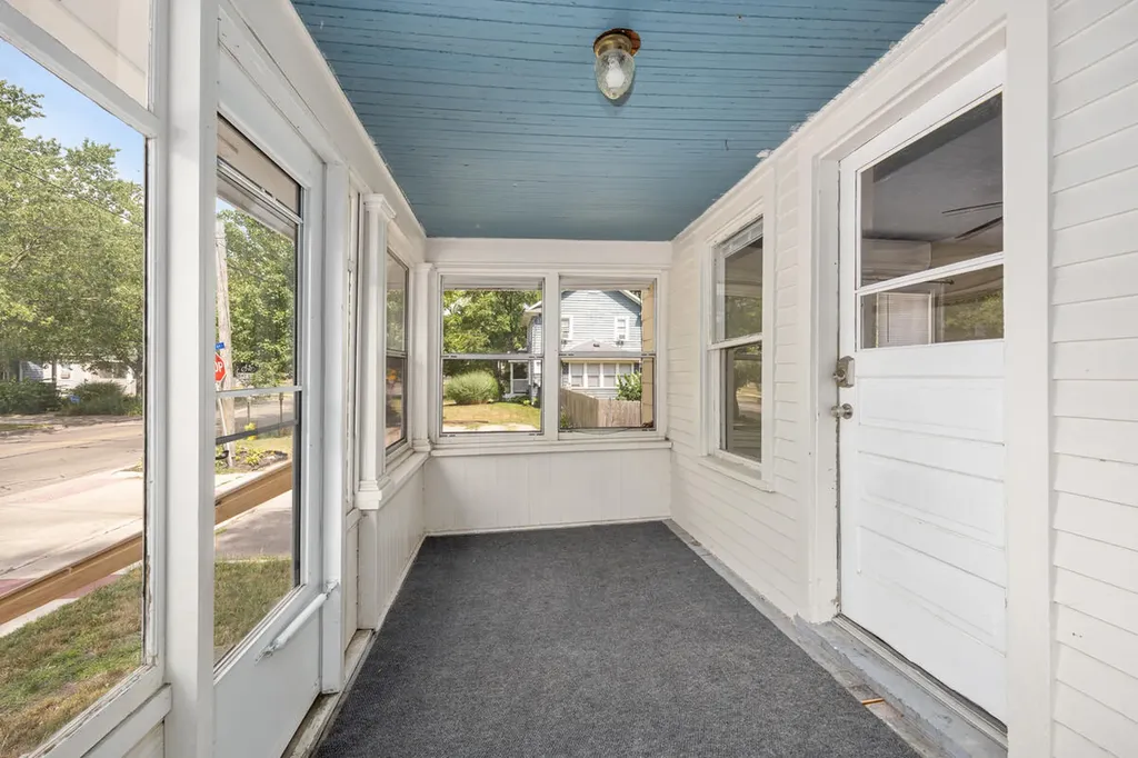 448 E Stockbridge Avenue Kalamazoo City MI 49001