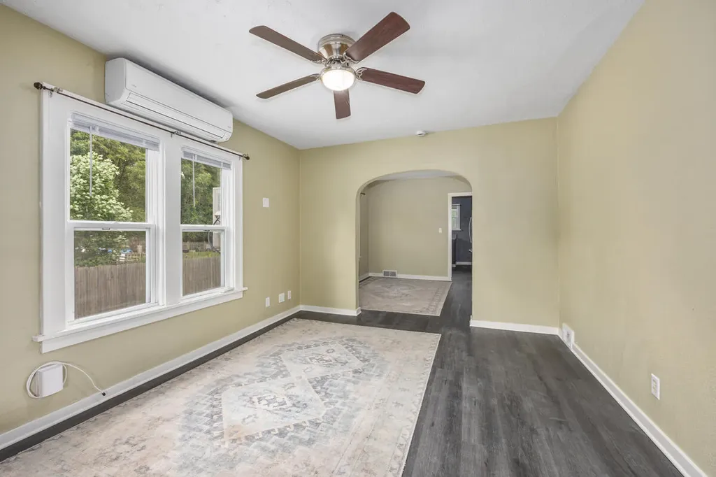 448 E Stockbridge Avenue Kalamazoo City MI 49001