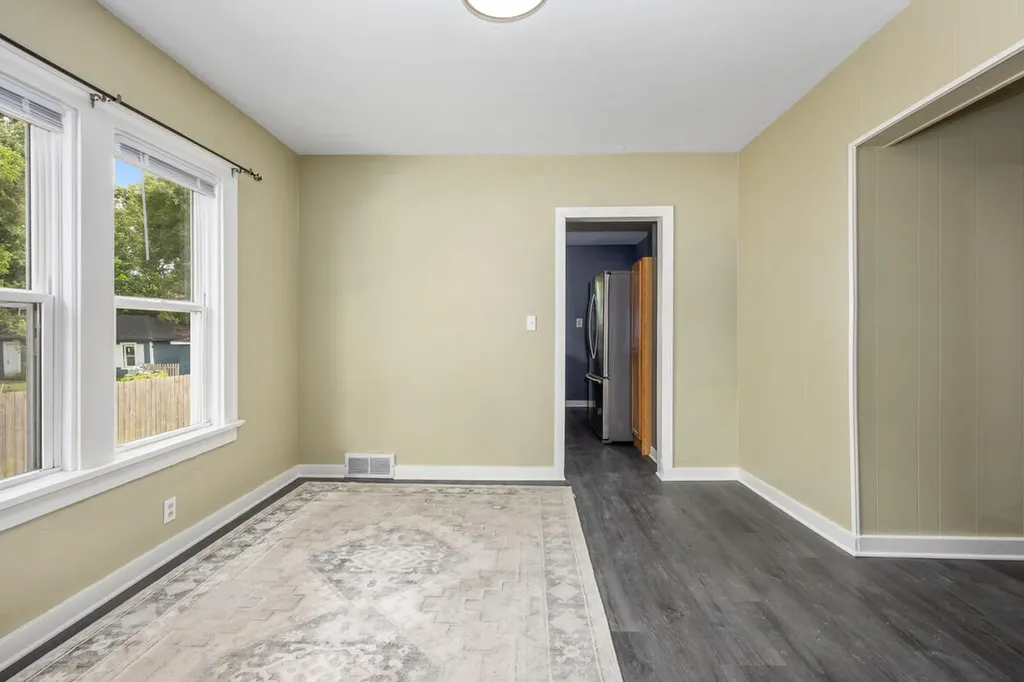 448 E Stockbridge Avenue Kalamazoo City MI 49001