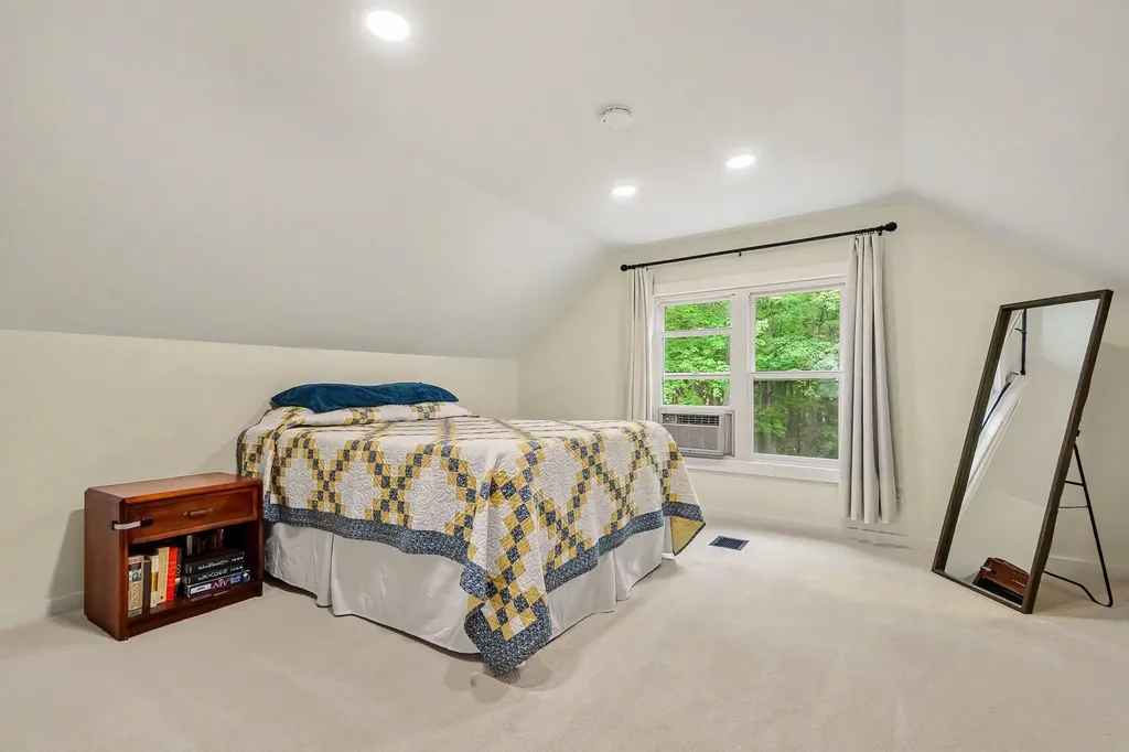 17811 148th Avenue Spring Lake Township MI 49456