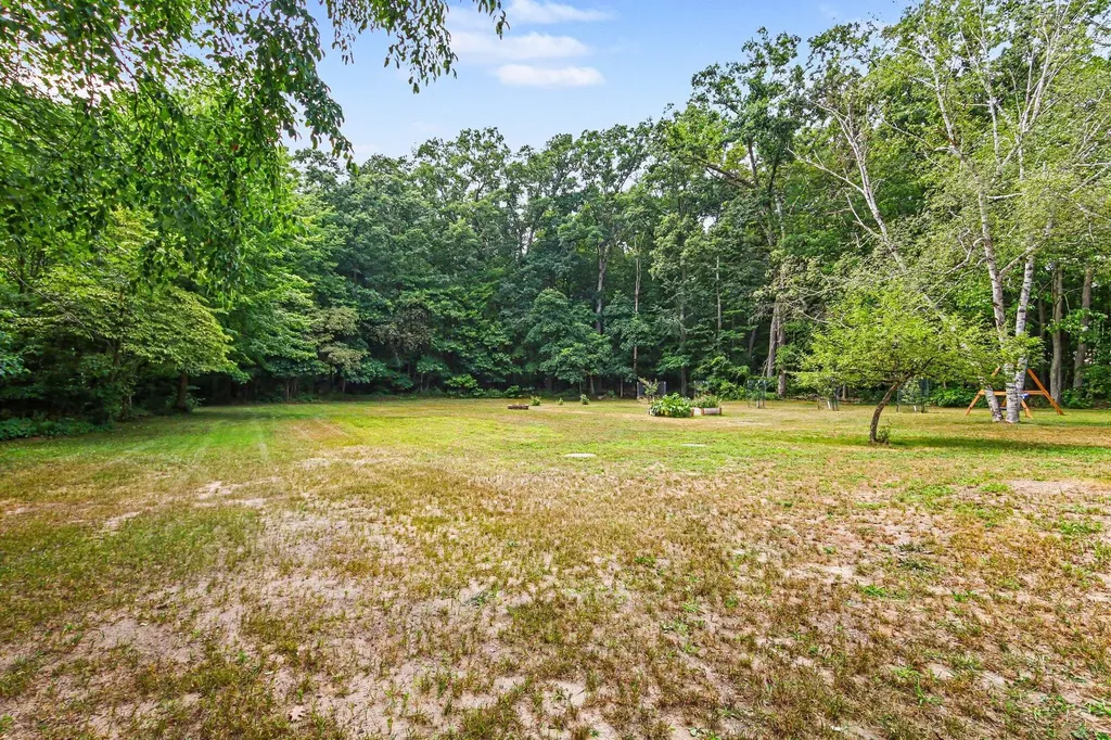 17811 148th Avenue Spring Lake Township MI 49456