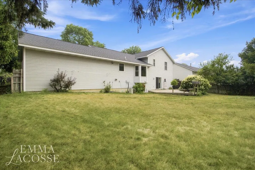 3560 Rush Creek Drive Georgetown Charter Township MI 49426