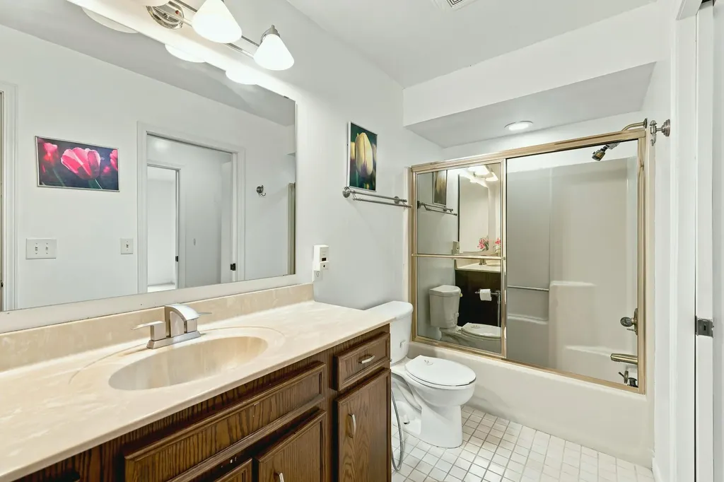 625 Maple Creek Drive Holland City MI 49423