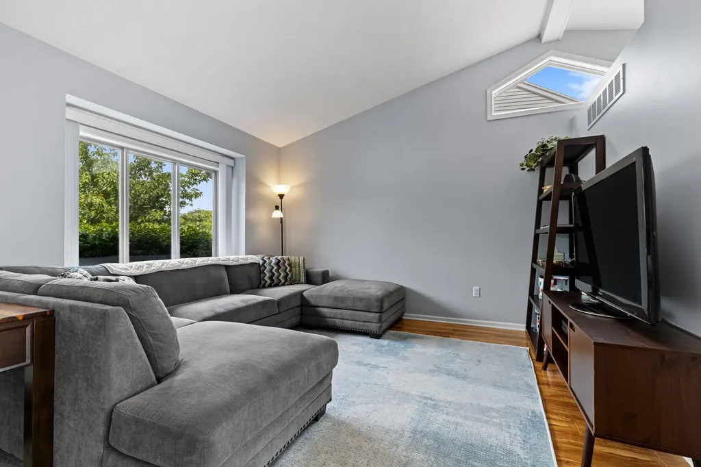4554 Country Hill Drive SE Kentwood City MI 49512
