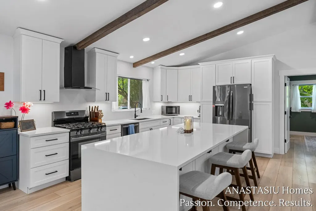 2661 Van Dam Drive NE Plainfield Charter Township MI 49306