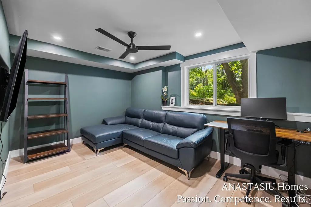 2661 Van Dam Drive NE Plainfield Charter Township MI 49306