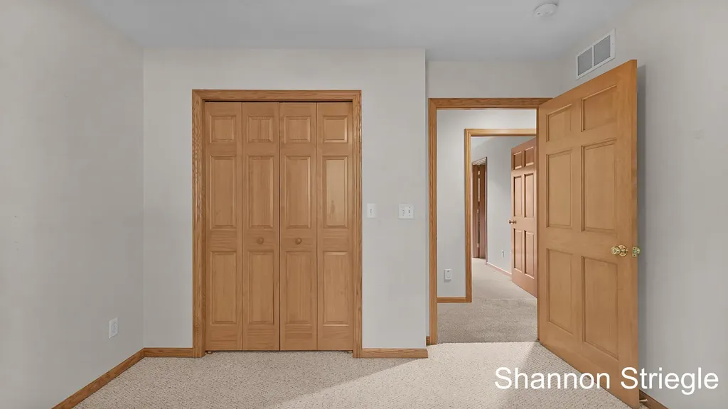 4864 Westshire Drive NW Alpine Township MI 49321