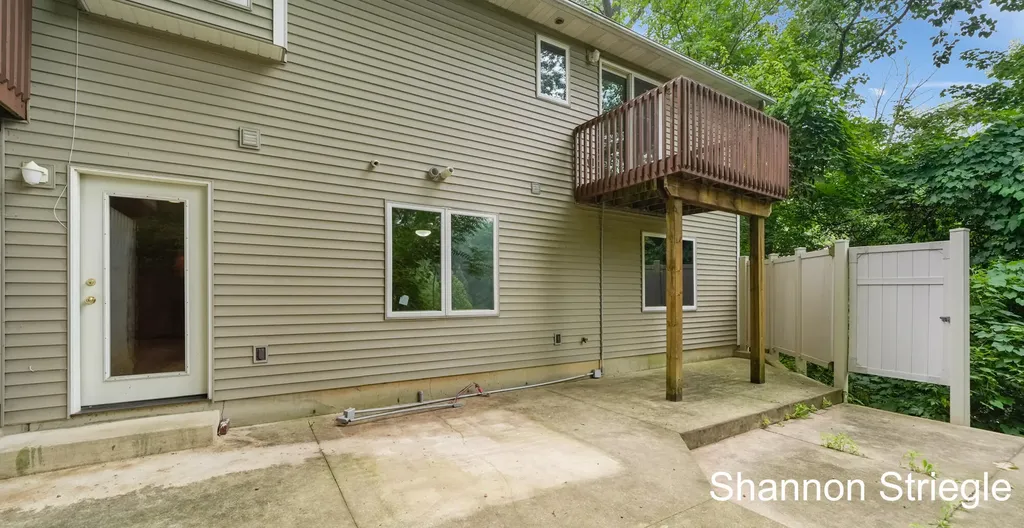 4864 Westshire Drive NW Alpine Township MI 49321