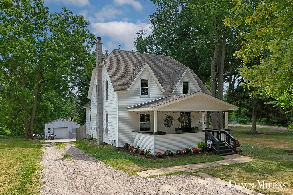 6038 Bancroft Avenue SE Bowne Township MI 49302