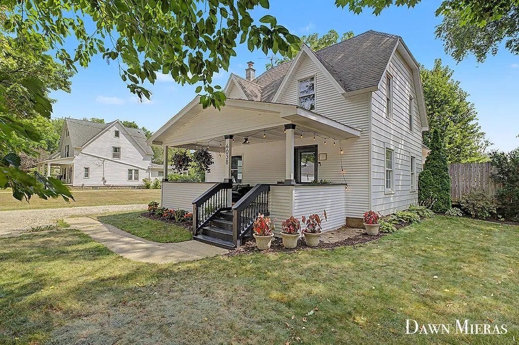 6038 Bancroft Avenue SE Bowne Township MI 49302