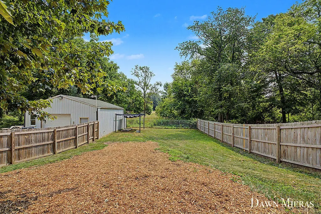 6038 Bancroft Avenue SE Bowne Township MI 49302