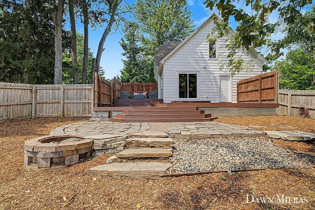 6038 Bancroft Avenue SE Bowne Township MI 49302