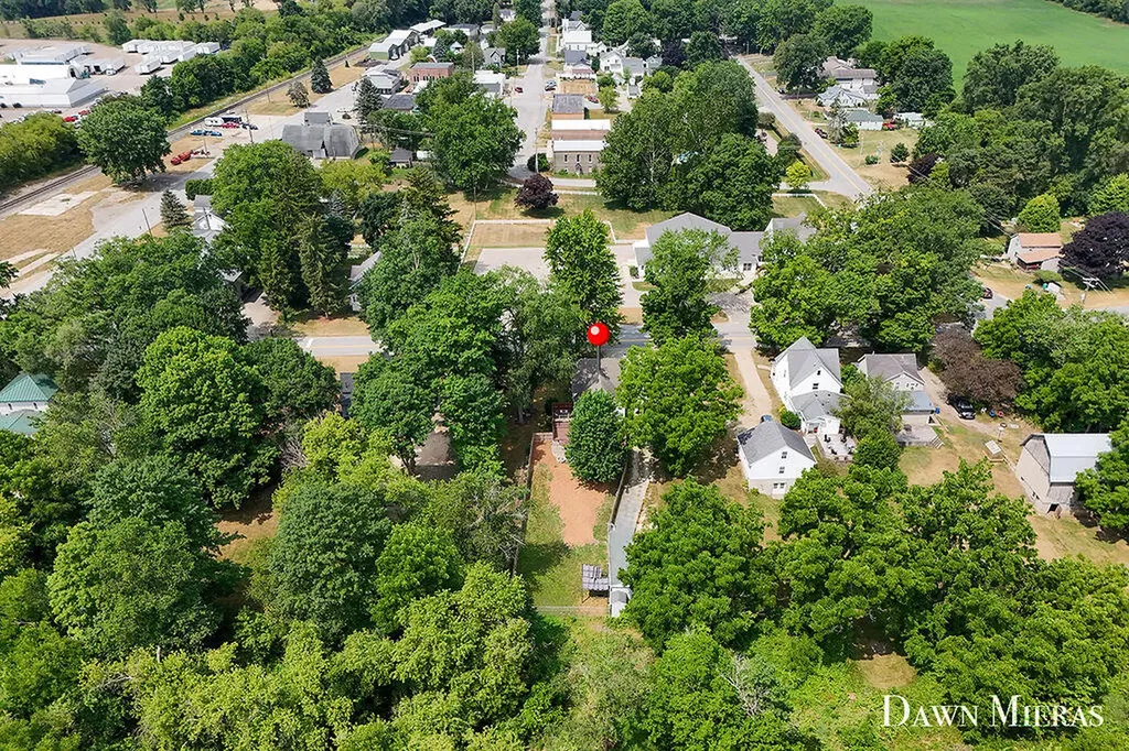 6038 Bancroft Avenue SE Bowne Township MI 49302