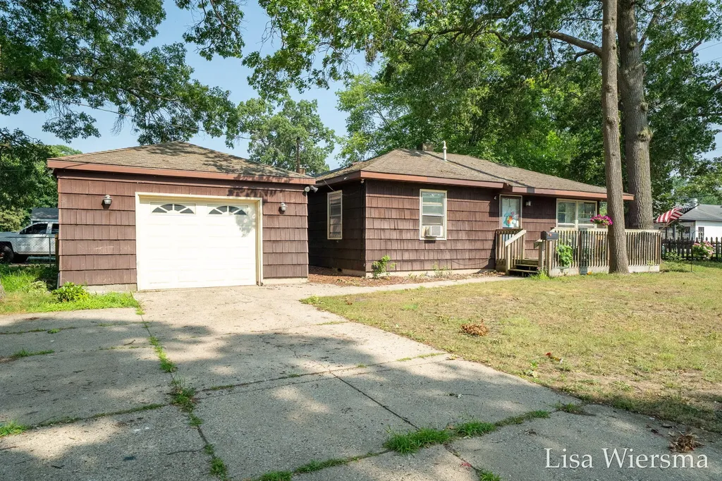 2190 W Sherman Boulevard Muskegon City MI 49441