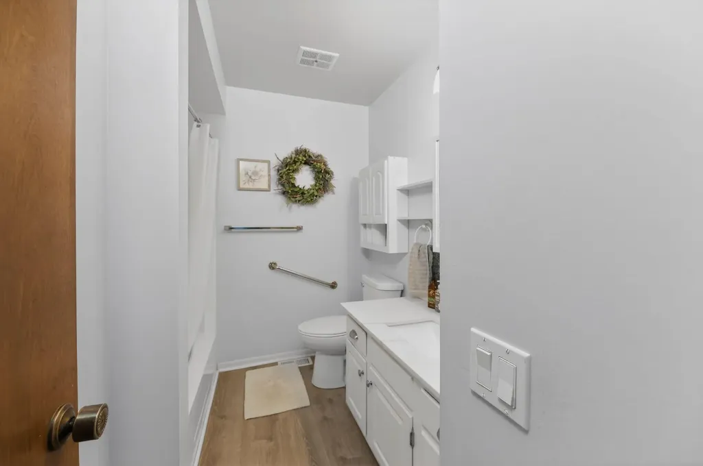 1310 N Boltwood Street Hastings City MI 49058