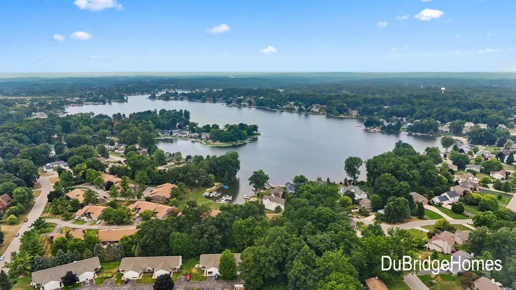 6711 Boca Vista Drive NE Cannon Township MI 49341