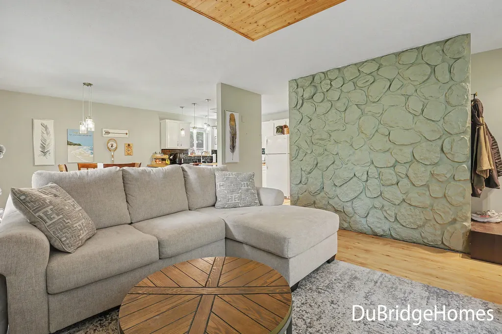 6711 Boca Vista Drive NE Cannon Township MI 49341