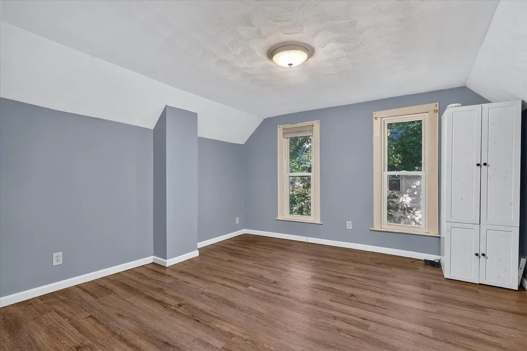 832 Thomas Street SE Grand Rapids City MI 49506