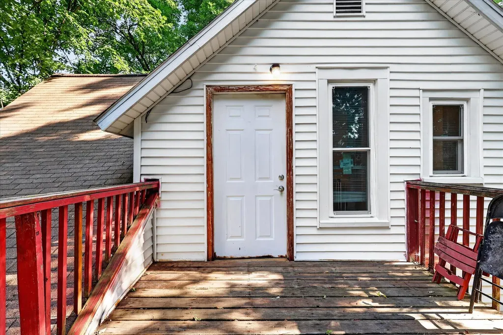 832 Thomas Street SE Grand Rapids City MI 49506
