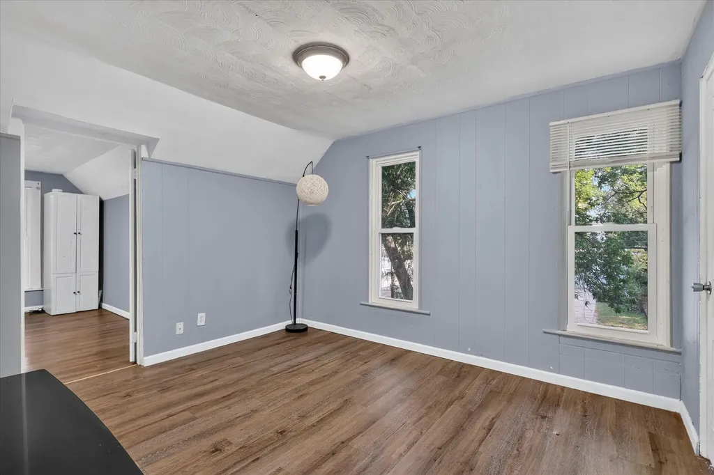 832 Thomas Street SE Grand Rapids City MI 49506