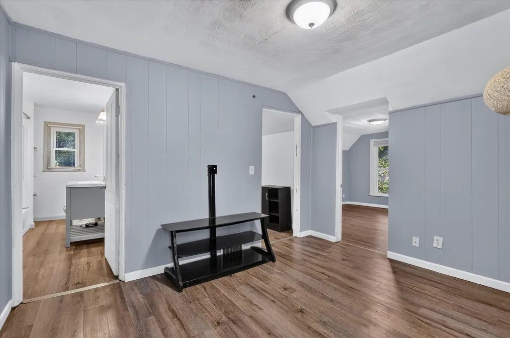 832 Thomas Street SE Grand Rapids City MI 49506