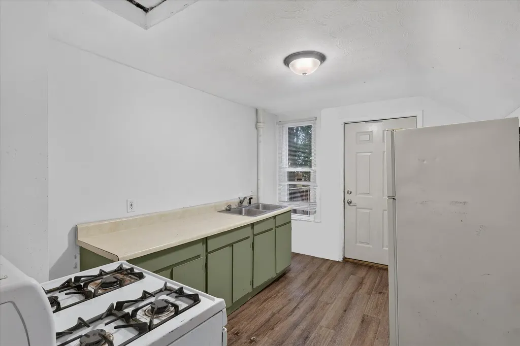 832 Thomas Street SE Grand Rapids City MI 49506