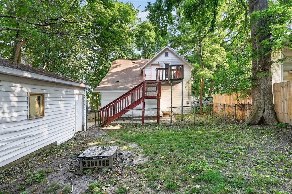 832 Thomas Street SE Grand Rapids City MI 49506