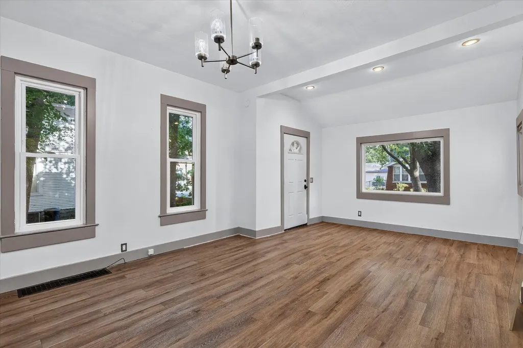 832 Thomas Street SE Grand Rapids City MI 49506