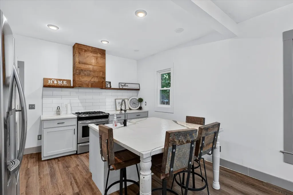 832 Thomas Street SE Grand Rapids City MI 49506