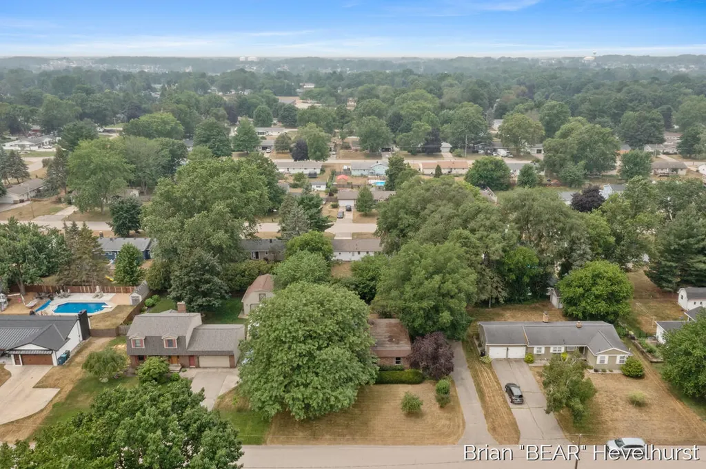 7917 22nd Avenue Georgetown Charter Township MI 49428