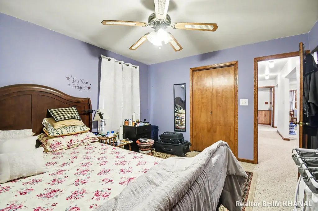 102 Sluyter Street SE Kentwood City MI 49548
