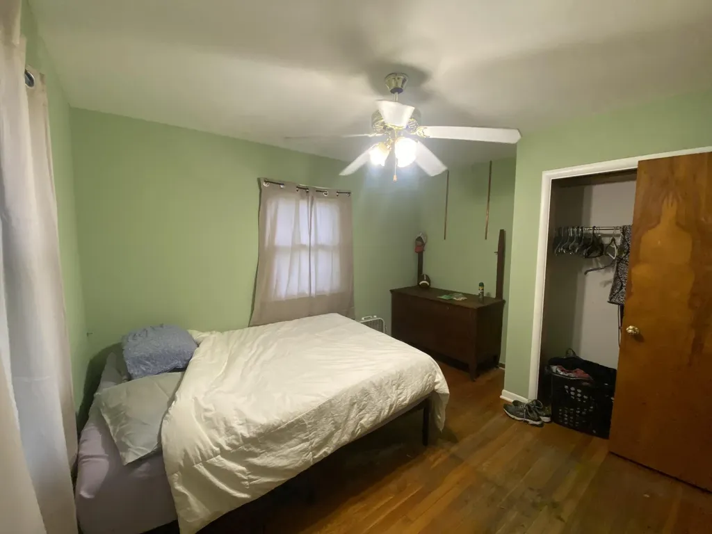 1948 Lawnel Avenue Norton Shores City MI 49441