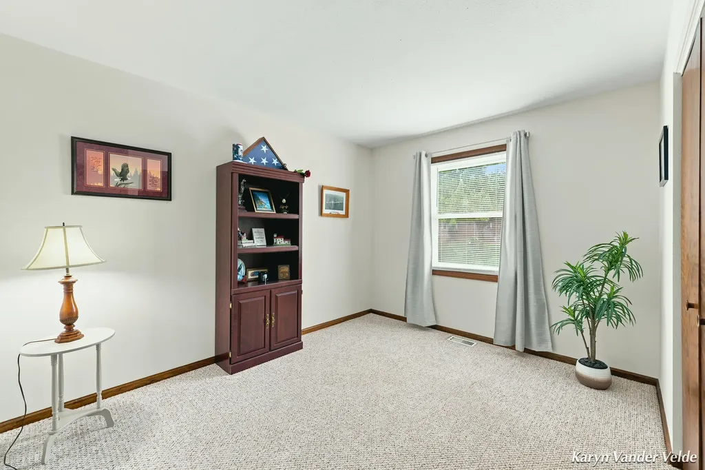 1041 Village Lane Georgetown Charter Township MI 49428