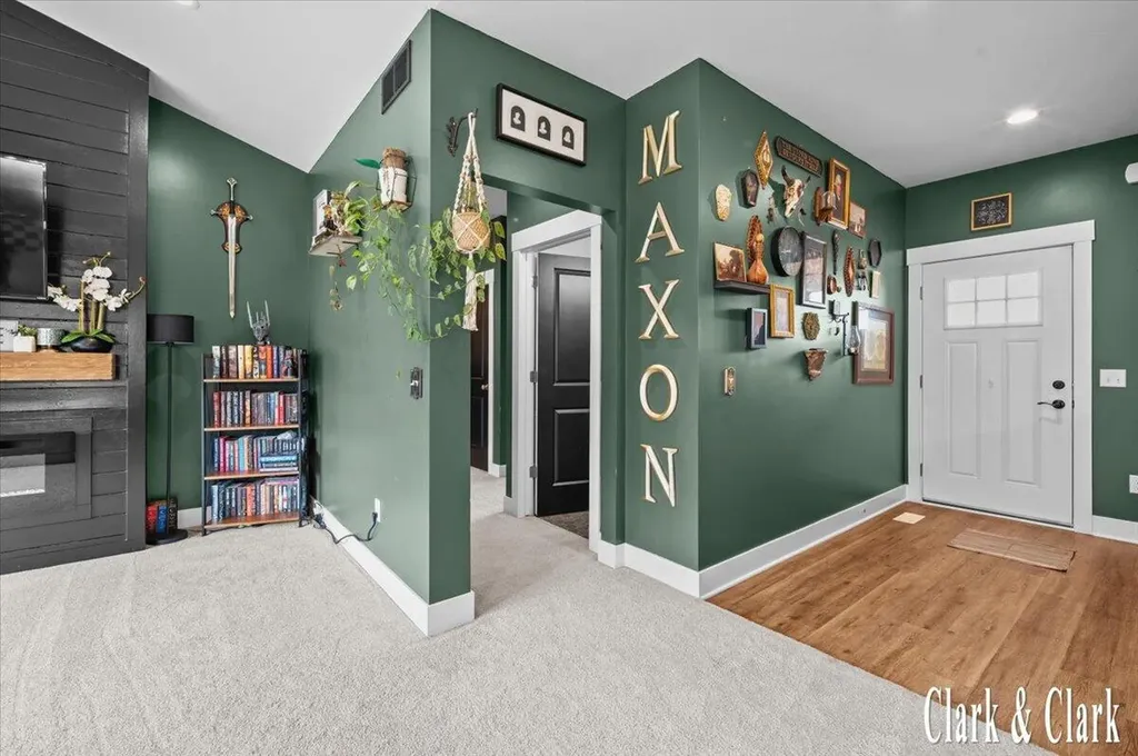 3155 Sandy Drive SW Wyoming City MI 49418