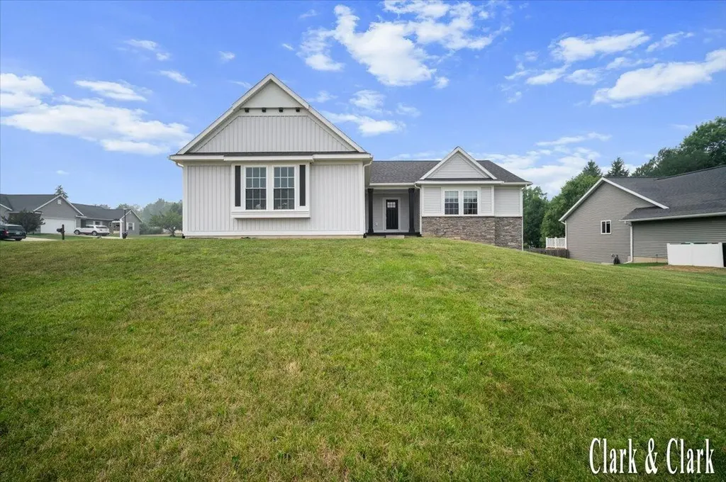 3155 Sandy Drive SW Wyoming City MI 49418