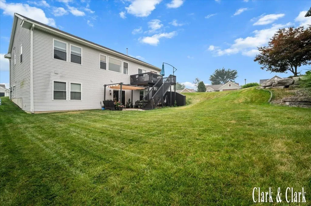 3155 Sandy Drive SW Wyoming City MI 49418