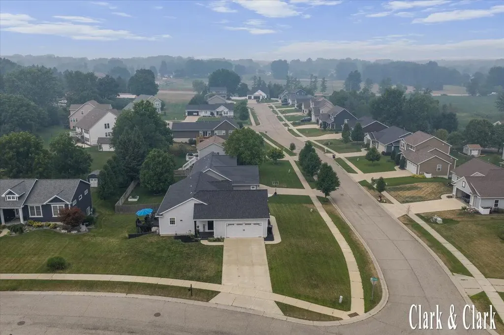 3155 Sandy Drive SW Wyoming City MI 49418