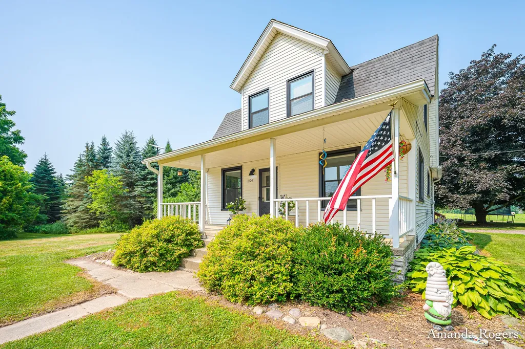 1124 Pinckney Road Keene Township MI 48881