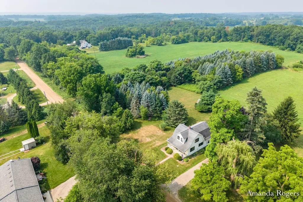 1124 Pinckney Road Keene Township MI 48881