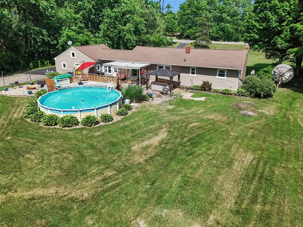 5725 M-66 Athens Township MI 49051