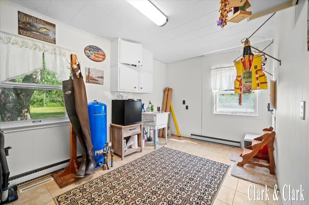 3050 Thorpe Drive Hope Township MI 49046
