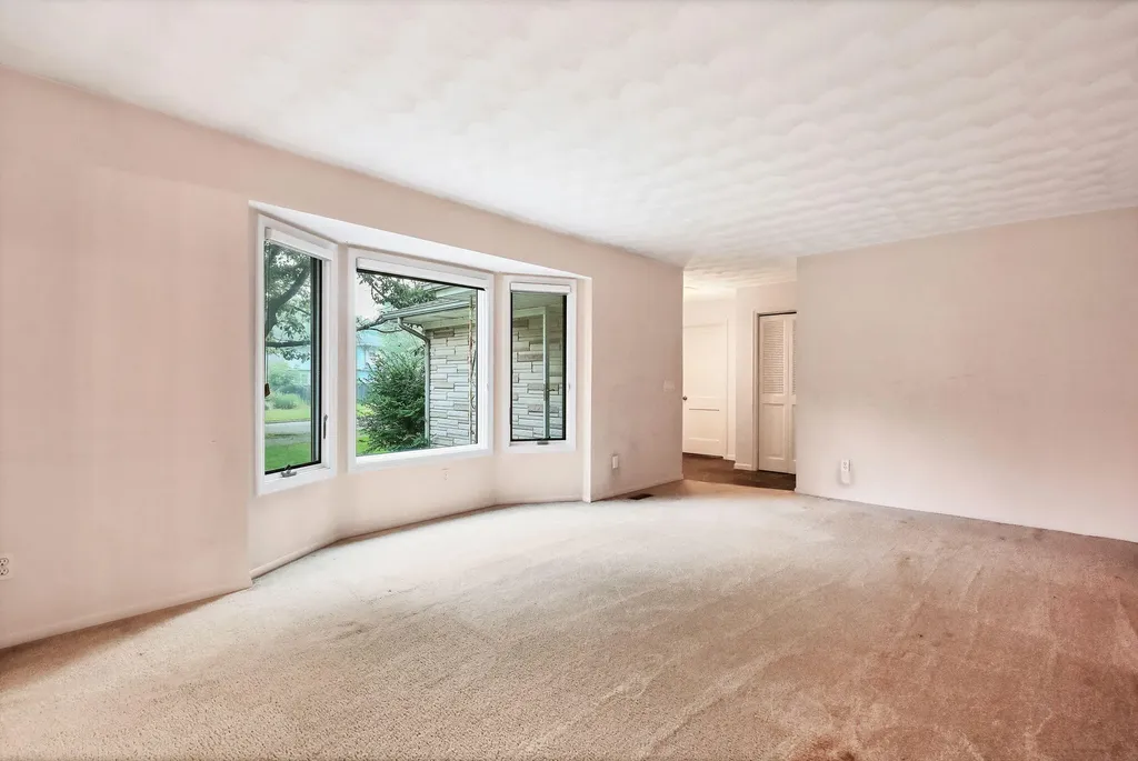 3417 Ginger Snap Lane Lansing City MI 48911