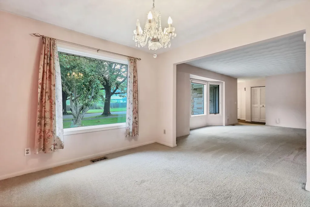 3417 Ginger Snap Lane Lansing City MI 48911