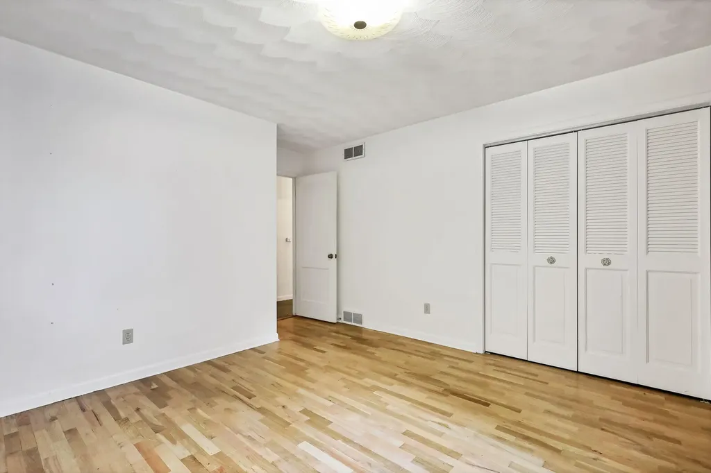 3417 Ginger Snap Lane Lansing City MI 48911