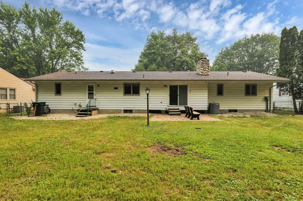 3417 Ginger Snap Lane Lansing City MI 48911