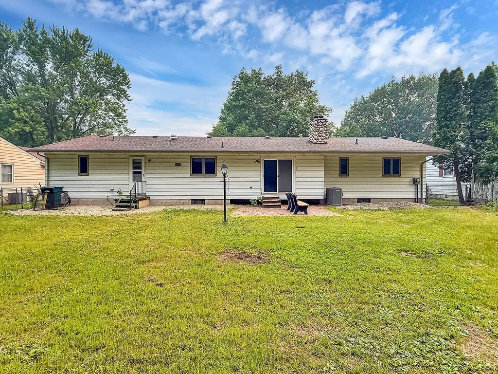 3417 Ginger Snap Lane Lansing City MI 48911