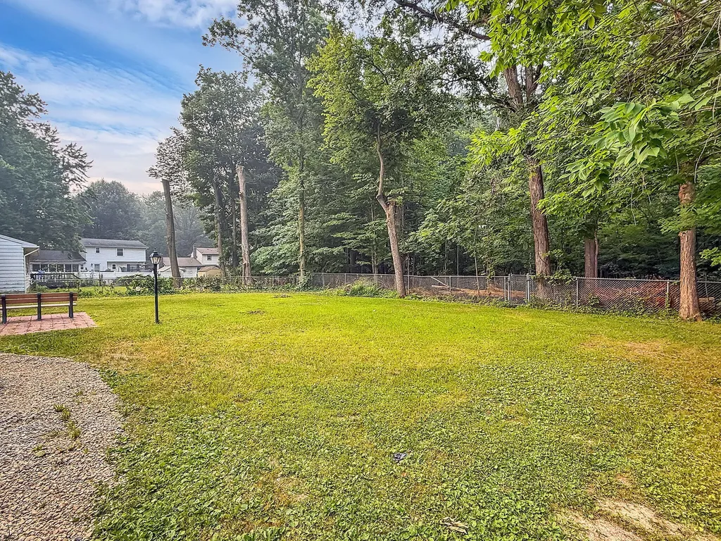 3417 Ginger Snap Lane Lansing City MI 48911