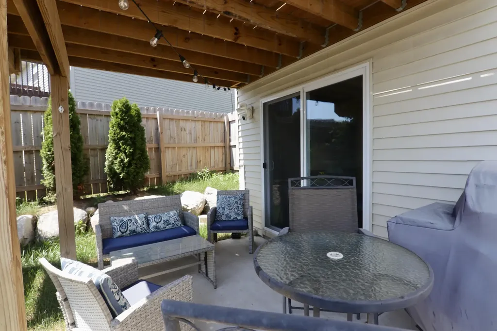 5806 Birdsong Court SE Kentwood City MI 49508