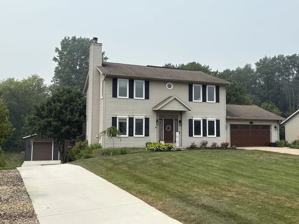 1694 Leisure Court Dorr Township MI 49323