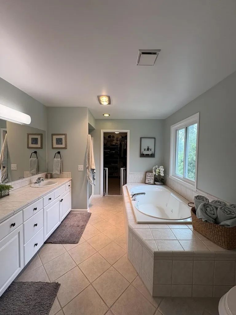1694 Leisure Court Dorr Township MI 49323